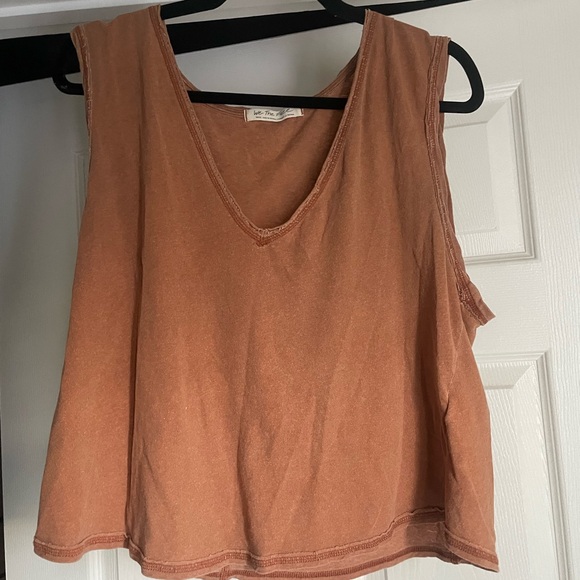 We The Free tank - Picture 2 of 3